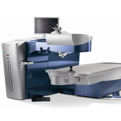 Laser Femto di Pusat Medis Noviy Zir